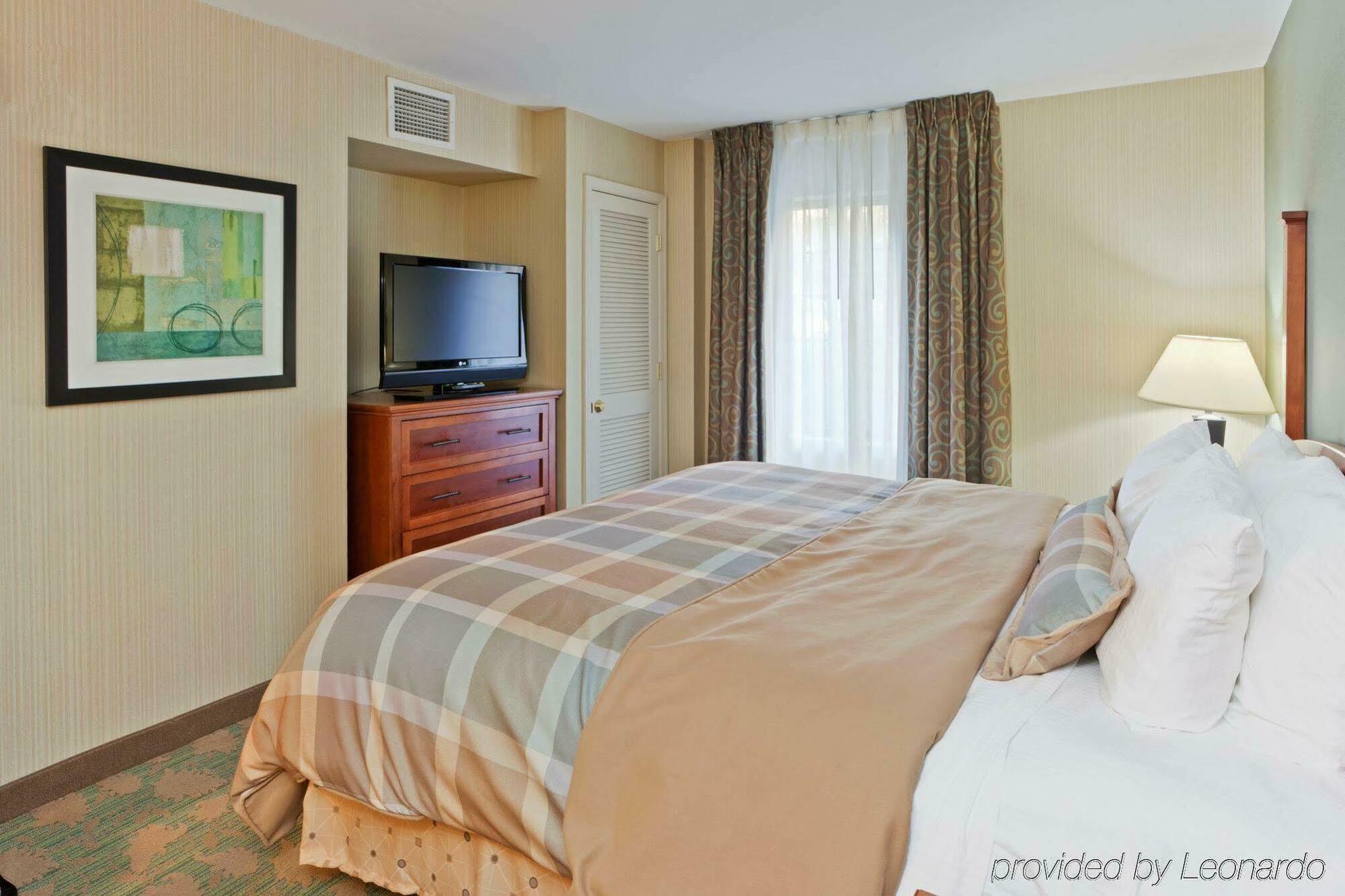 Staybridge Suites Tysons - Mclean By Ihg Zewnętrze zdjęcie